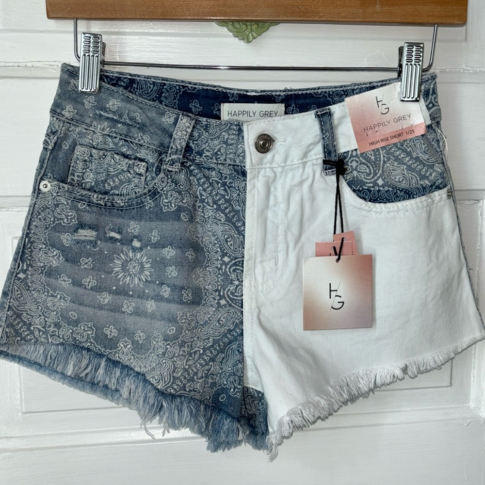 HAPPILY GREY HIGH RISE  HALF & HALF BANDANA PRINT SHORTS
